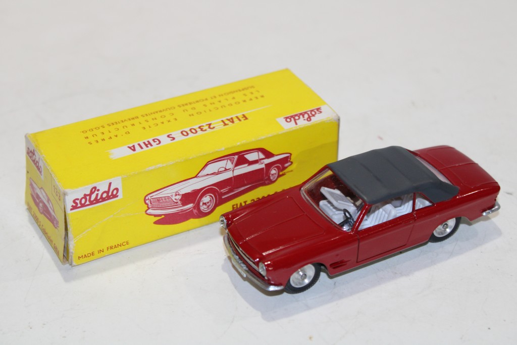 FIAT 2300/S CABRIOLET GHIA ROUGE 1960 SOLIDO 1/43°