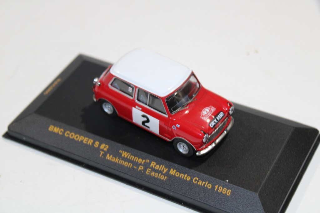 BMC COOPER S #2 T.MAKINEN - P.EASTER WINNER RALLY MONTE CARLO 1966 IXO 1/43°