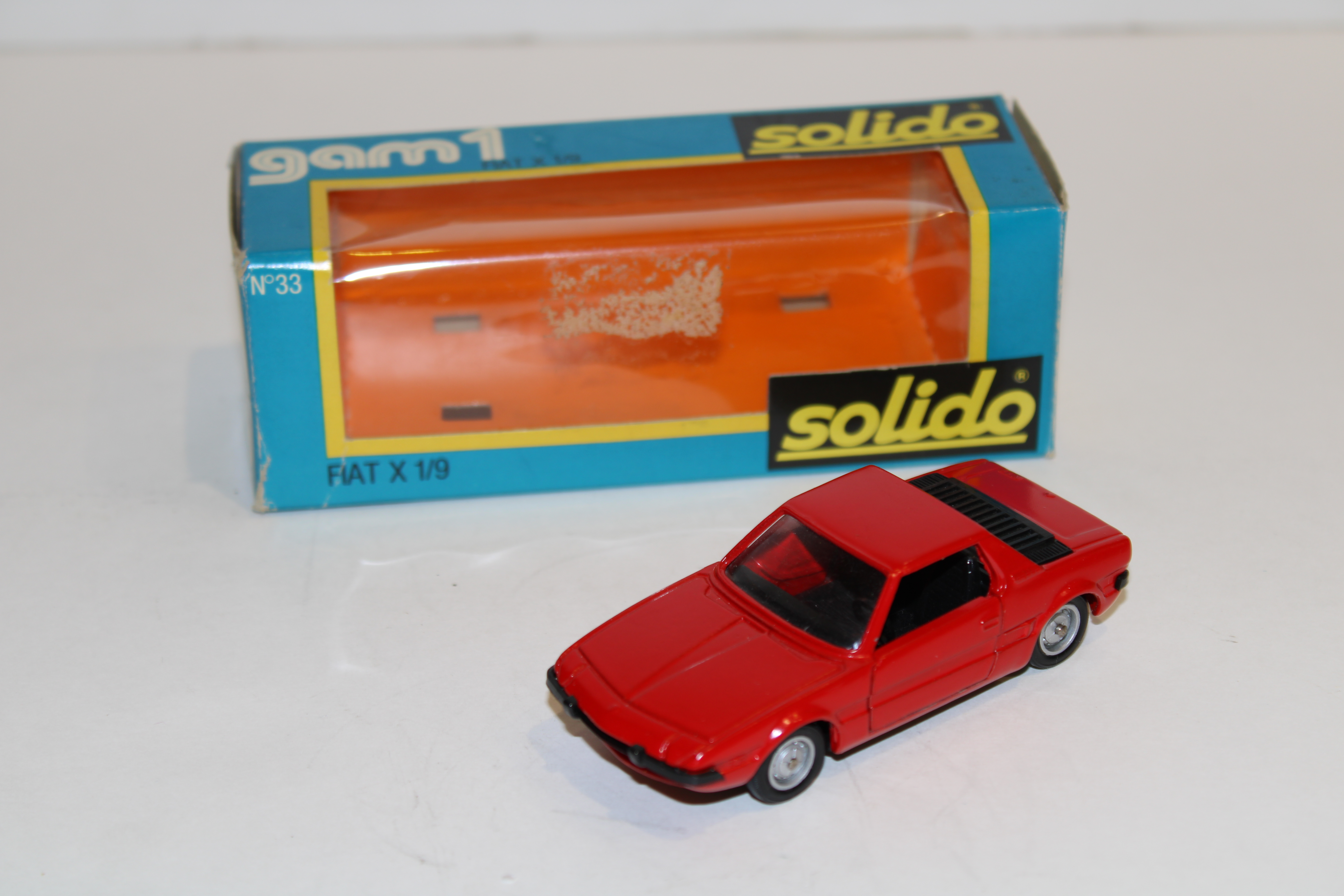 FIAT X1/9 ROUGE SOLIDO 1/43°