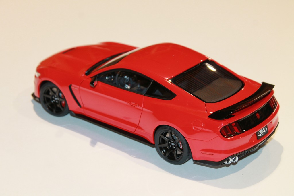 FORD MUSTANG SHELBY GT-350R ROUGE 2019 AUTO ART 1/18°