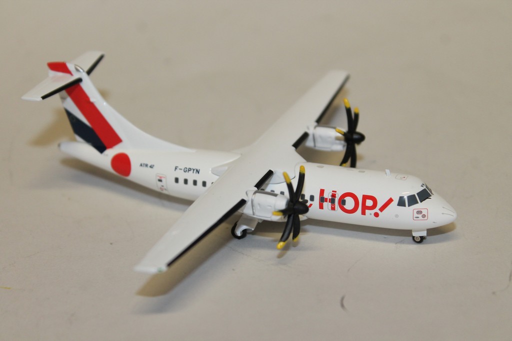 ATR-42-500 HOP AIRFRANCE HERPA 1/200°