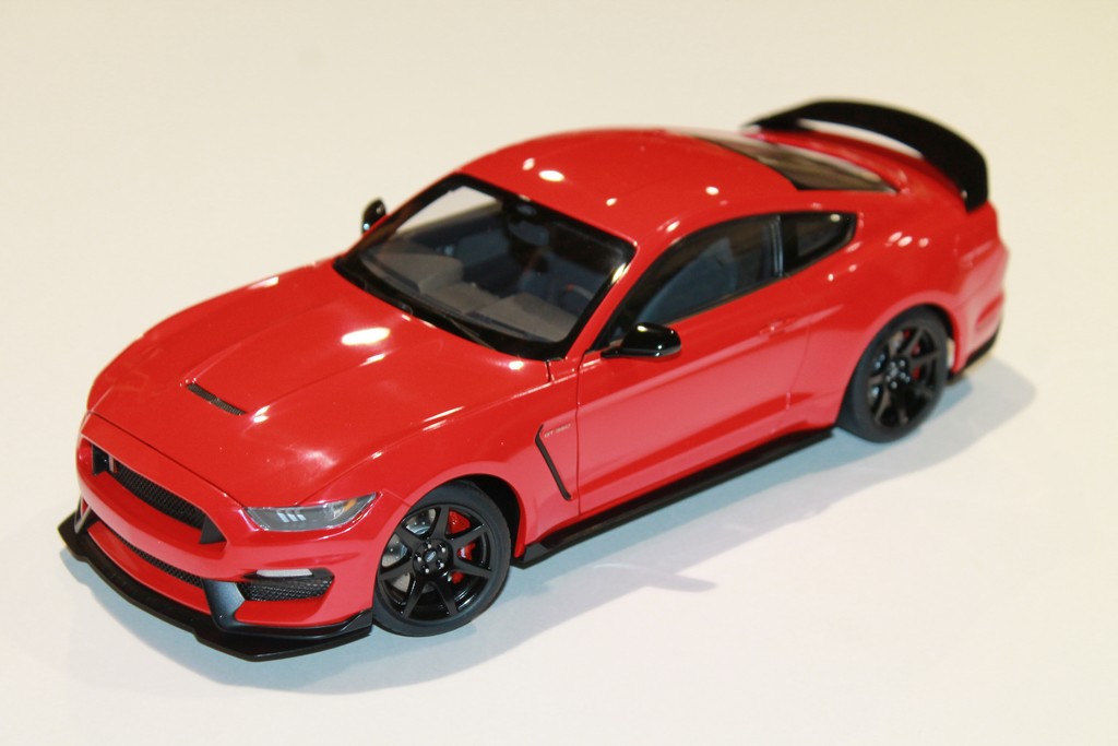 FORD MUSTANG SHELBY GT-350R ROUGE 2019 AUTO ART 1/18°