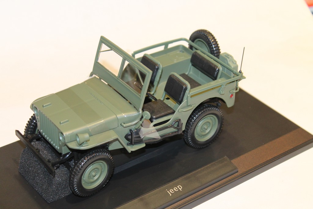 JEEP WILLY'S VERTE 1942 NOREV 1/18°
