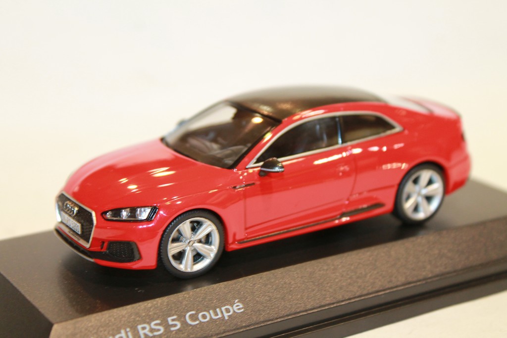AUDI RS 5 COUPE ROUGE 2018 SPARK 1/43°