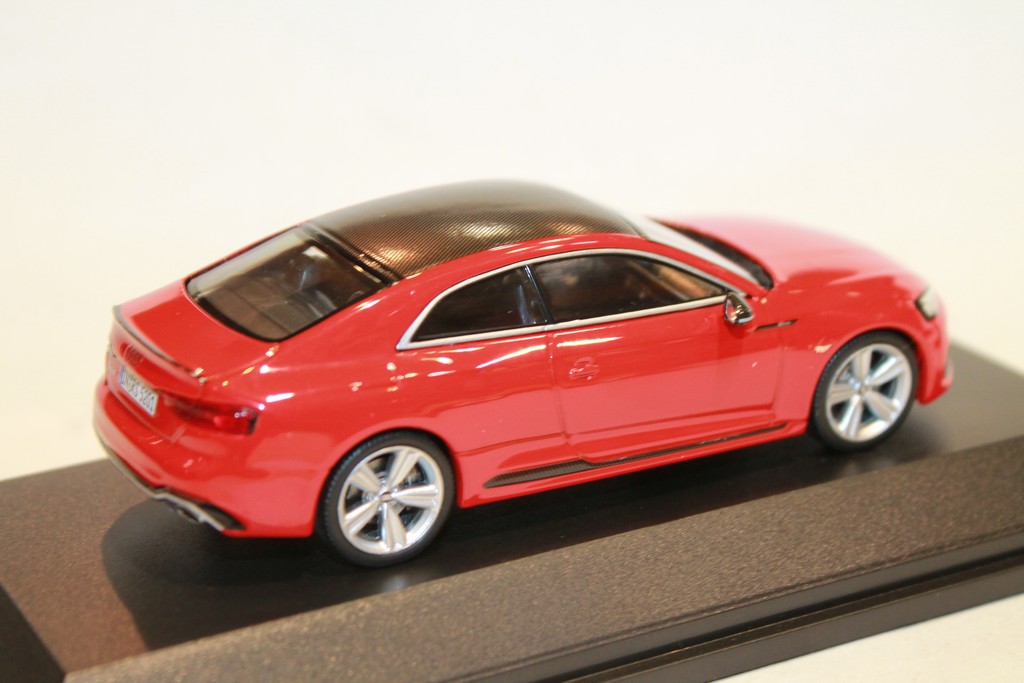 AUDI RS 5 COUPE ROUGE 2018 SPARK 1/43°
