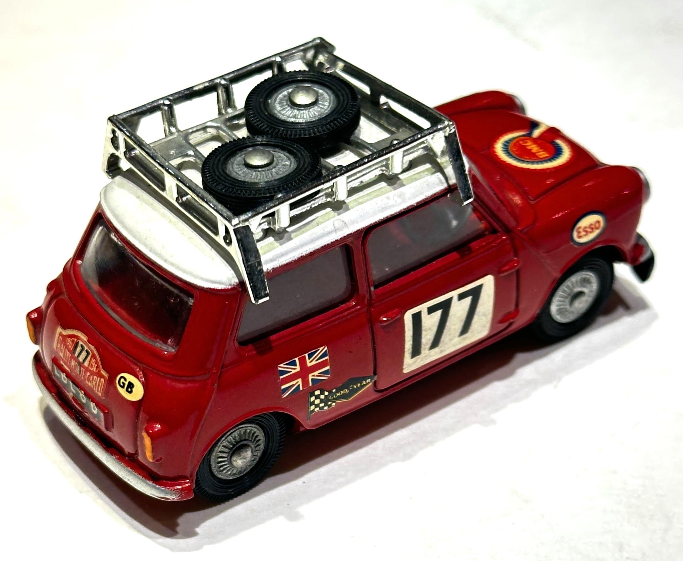 MINI COOPER S CORGI 1/43