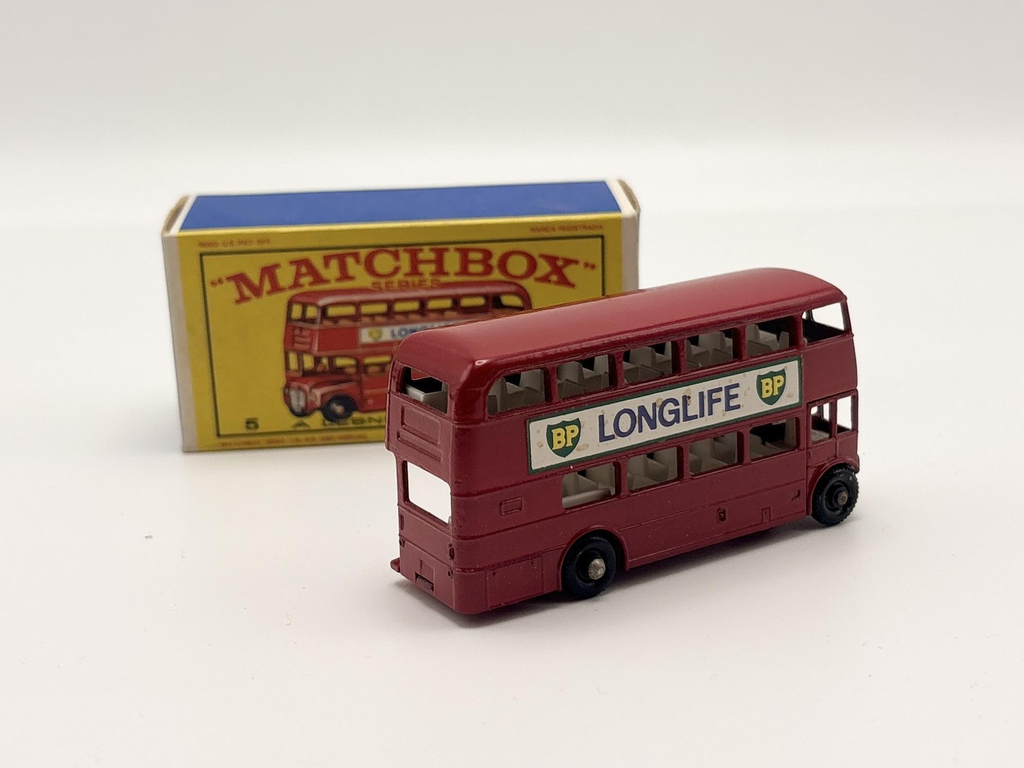 LONDON BUS ROUTEMASTER  MATCHBOX  1/43