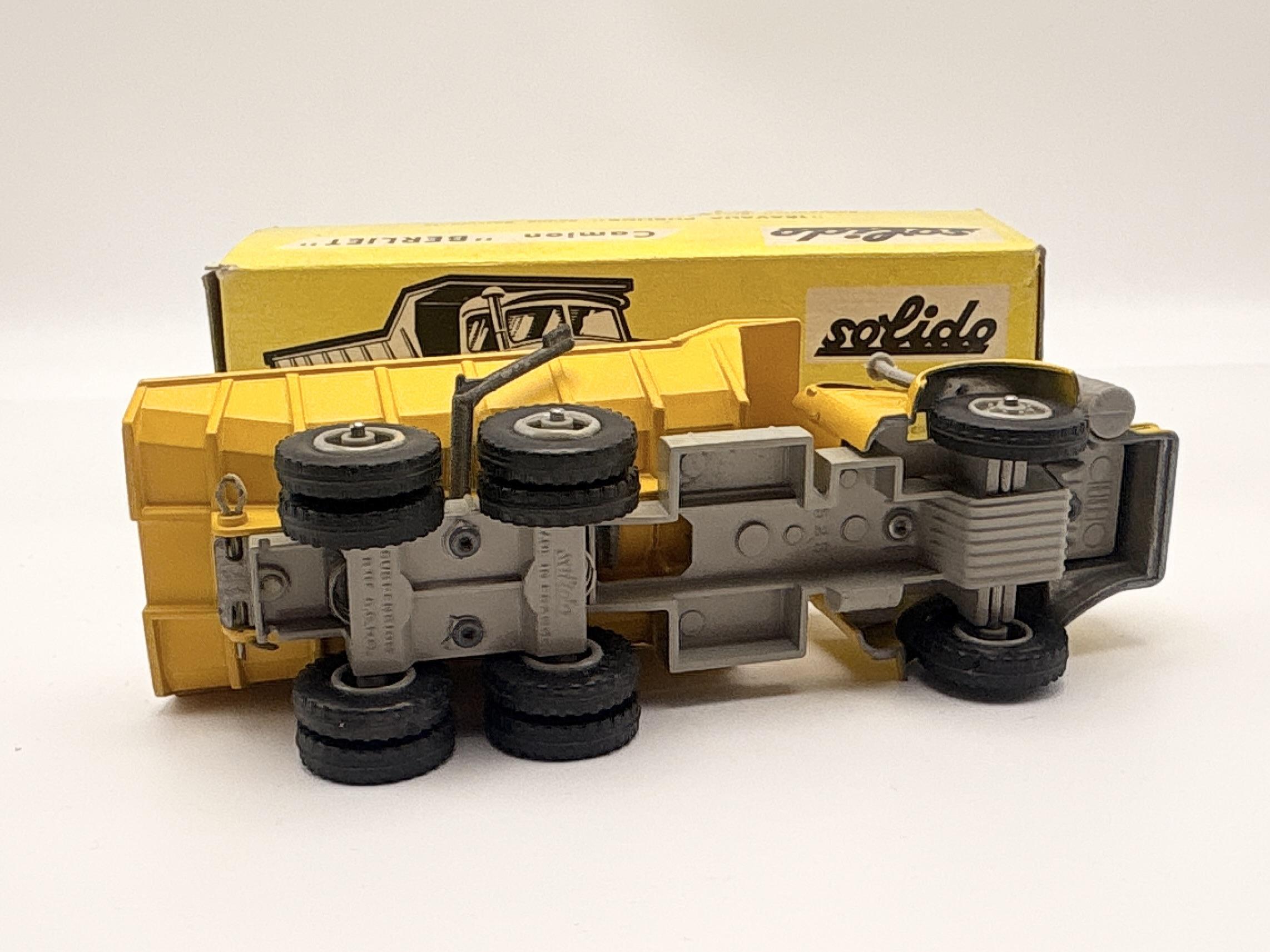 CAMION BERLIET "TRAVAUX PUBLICS" SOLIDO 1/43