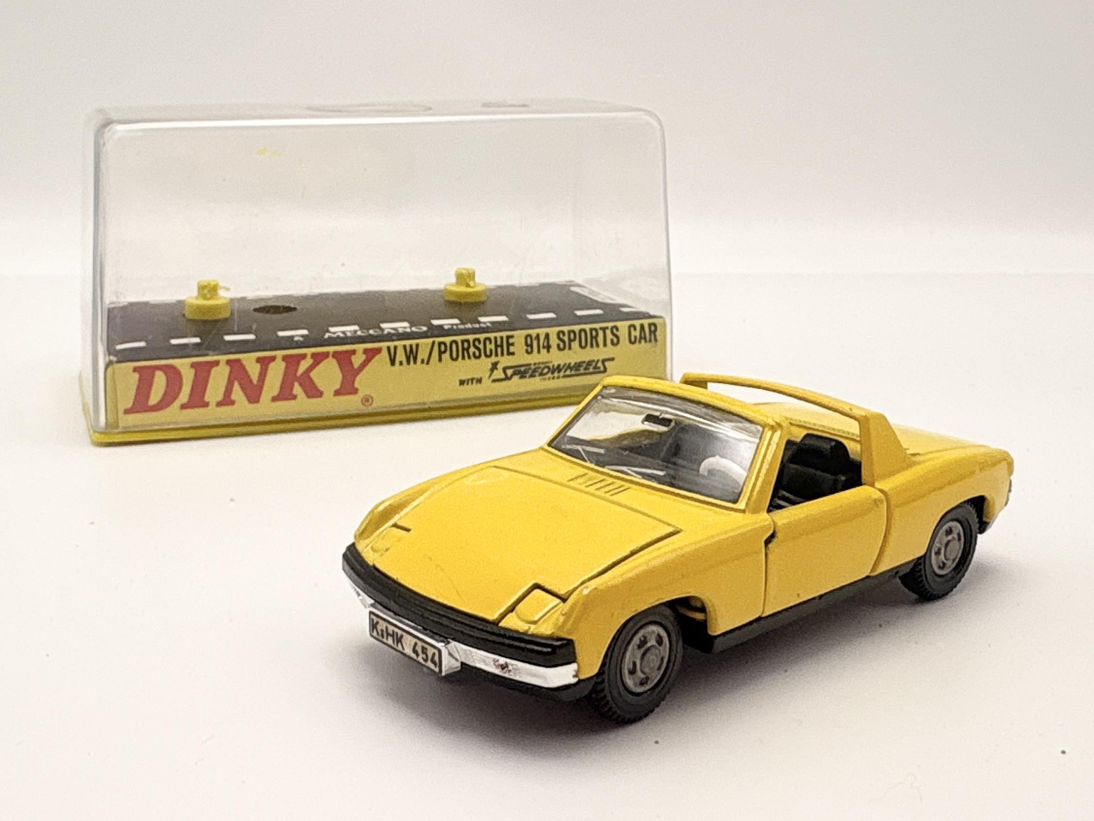 VOLKSWAGEN PORSCHE 914 SPORTS CAR DINKY TOYS 1/43