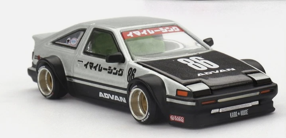 Toyota AE86 Sprinter Trueno Kaido Street V2 MINI GT 1/43