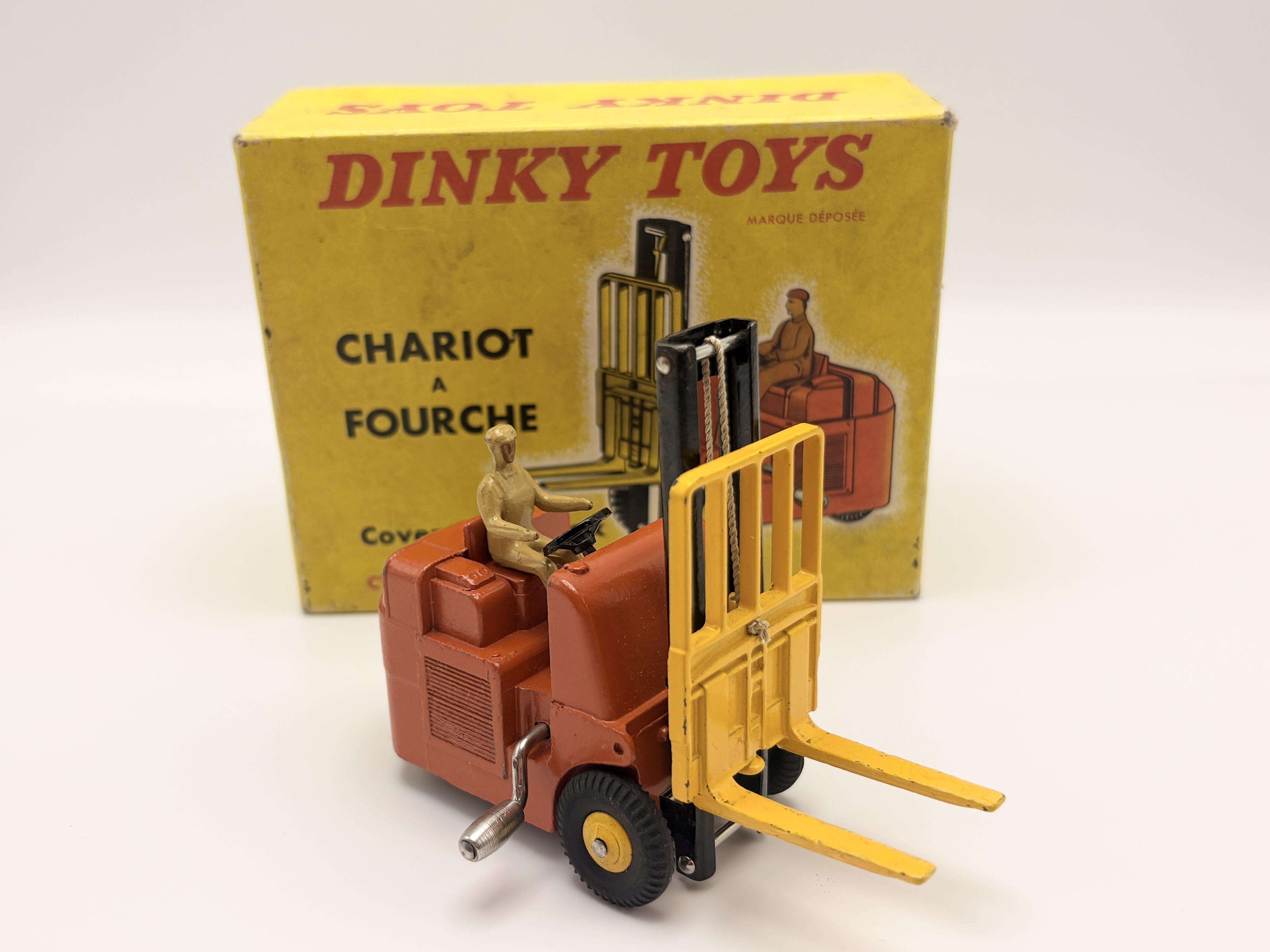 CHARIOT A FOURCHE COVENTRY CLIMAX DINKY TOYS 1/43