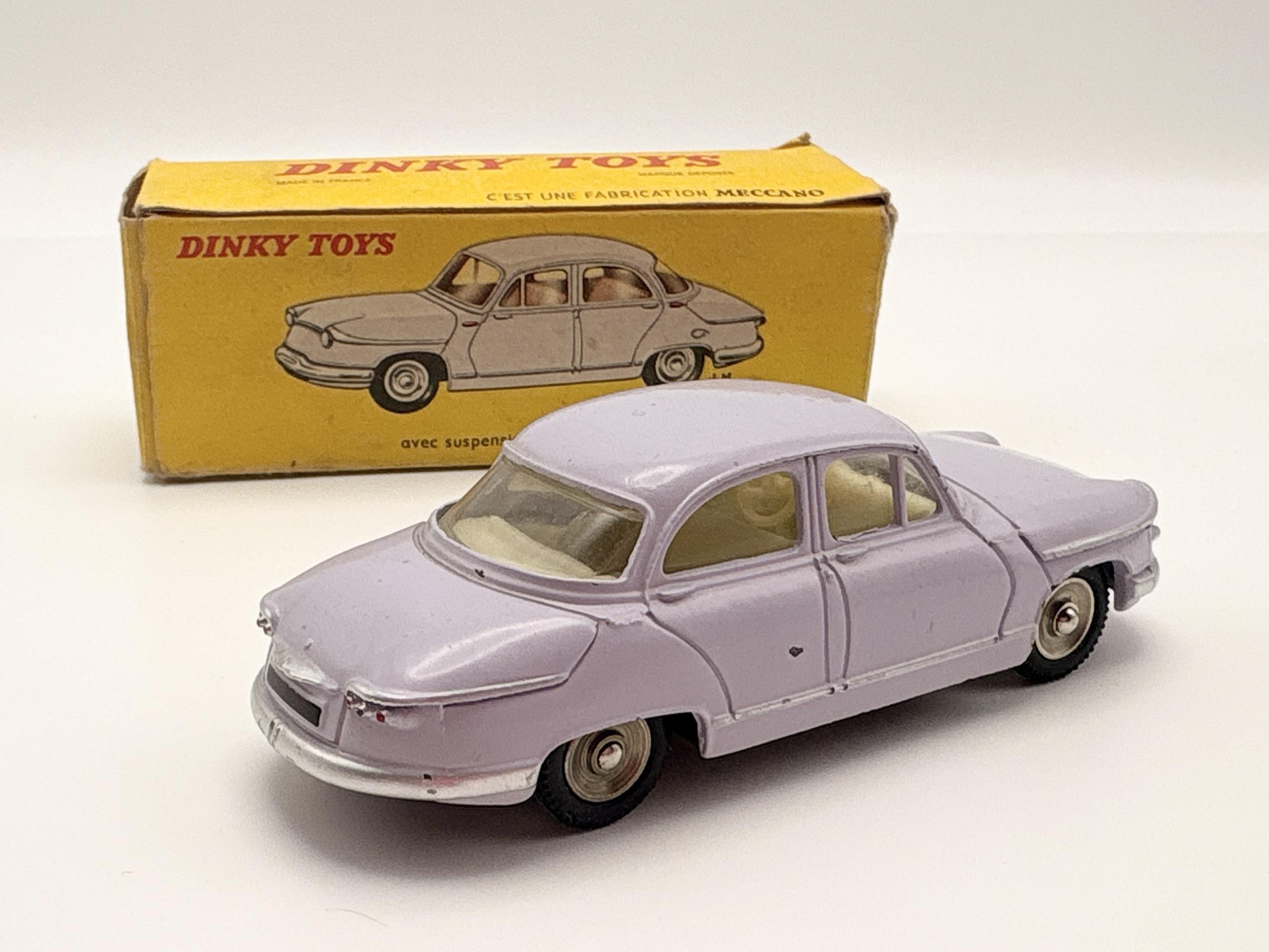 PANHARD PL. 17 DINKY TOYS 1/43