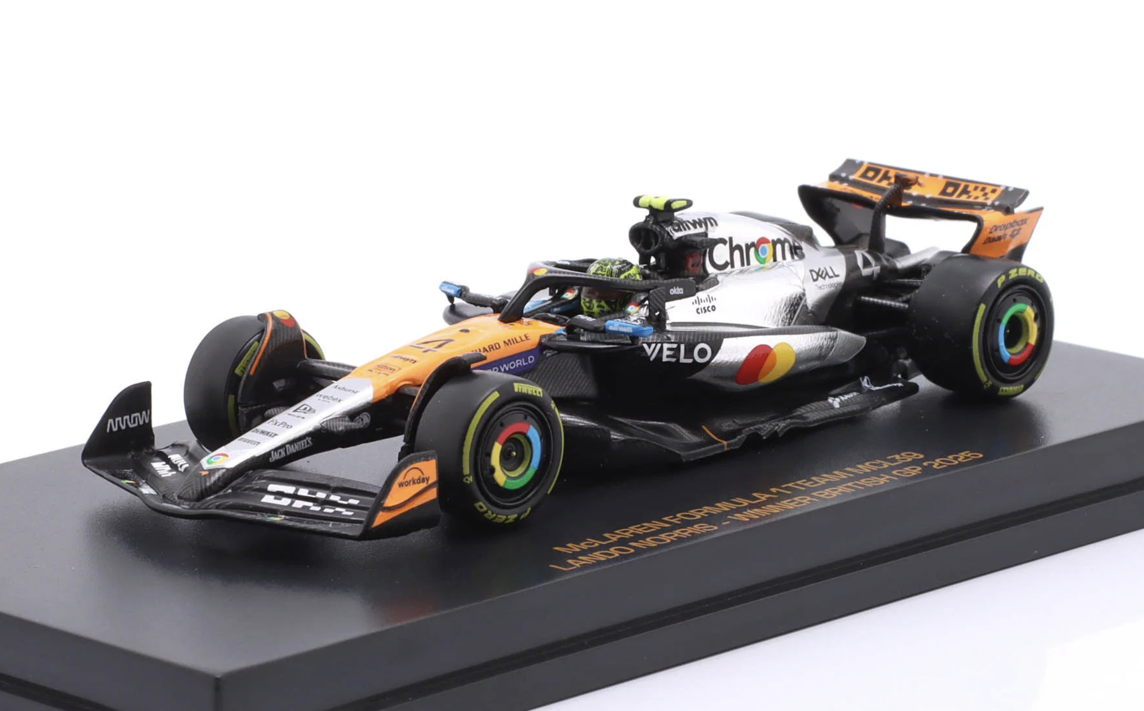 McLaren MCL39 #4 Lando Norris Winner British GP Formula 1 World champion 2025 Minichamps 1/64