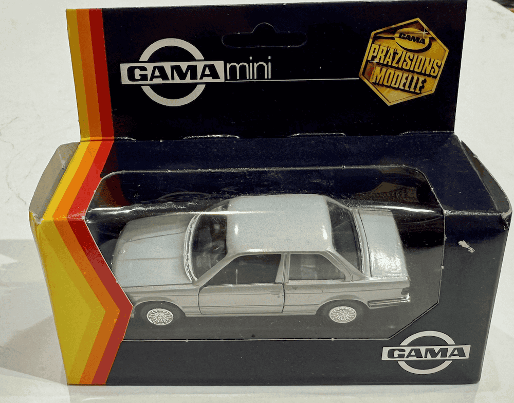 BMW 323i GAMA 1/43°
