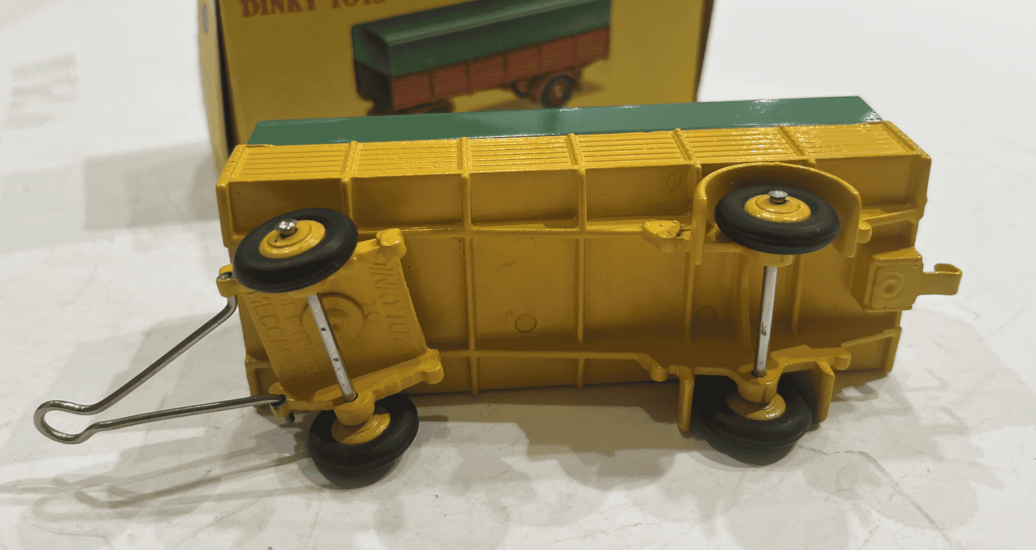 REMORQUE BACHÉE DINKY TOYS 1/43°