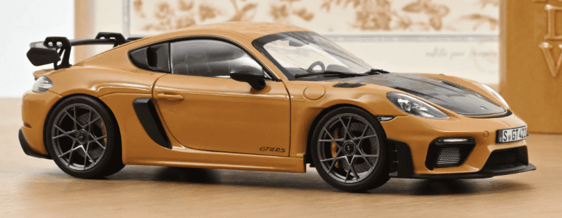 Porsche Cayman GT4 RS 2023 JAUNE NOREV  1:18