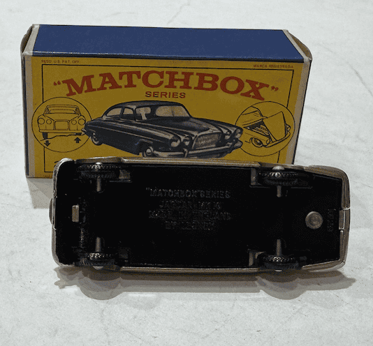 JAGUAR MK 10 MATCHBOX 1/64