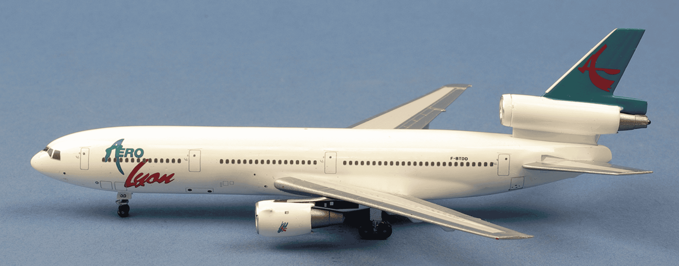 AeroLyon Douglas DC10-30 F-BTDD EUROCLASSICS 1/400