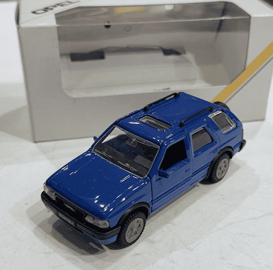 OPEL FRONTERA GAMA 1/43