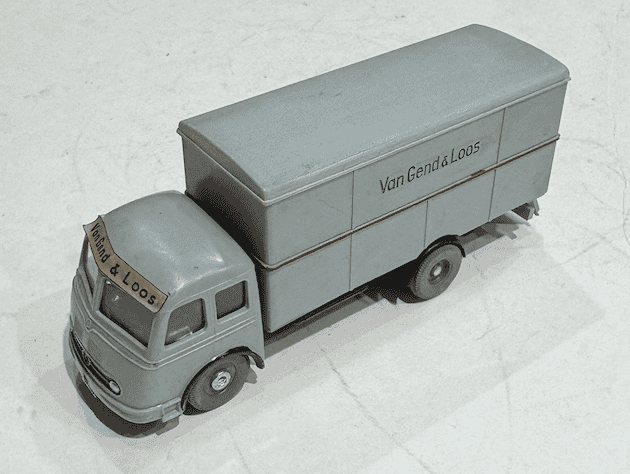 MERCEDES-BENZ LP315 SIKU 1/43