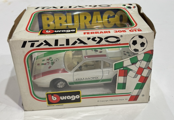 FERRARI 308 GTB BURAGO 1/24