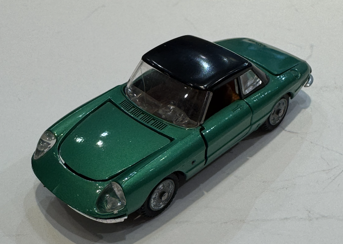 ALFA ROMEO DUETTO VERT MEBETOYS 1/43°