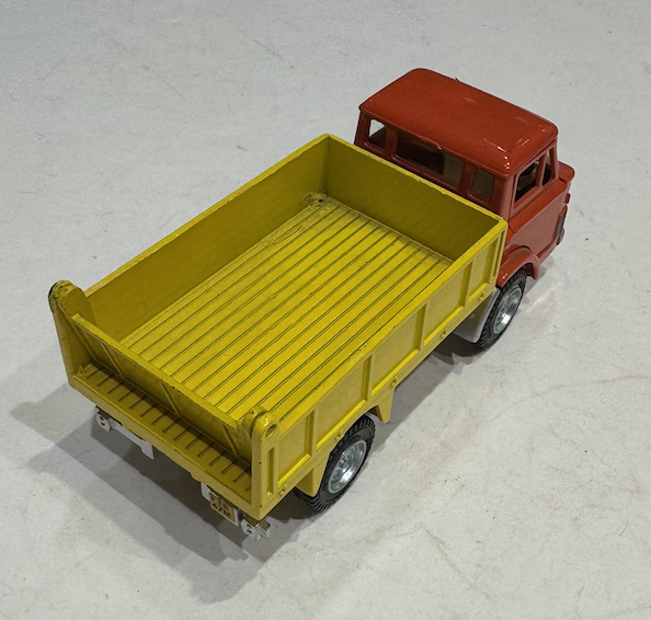 FORD D800 DINKY TOYS 1/43