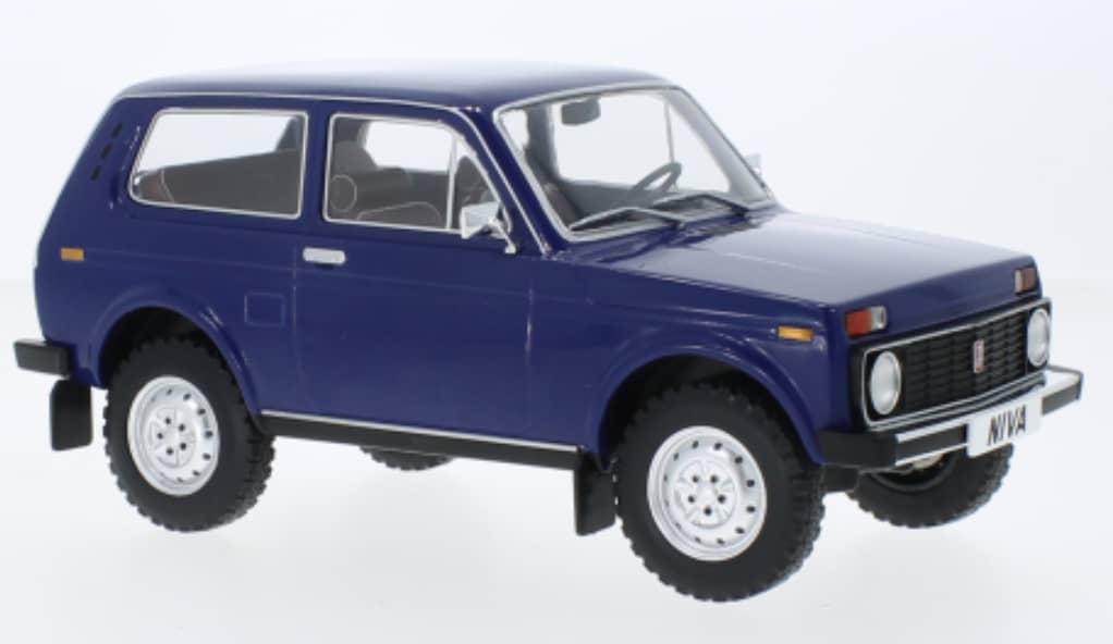 LADA NIVA BLEU FONCÉ MODELCAR 1/18°