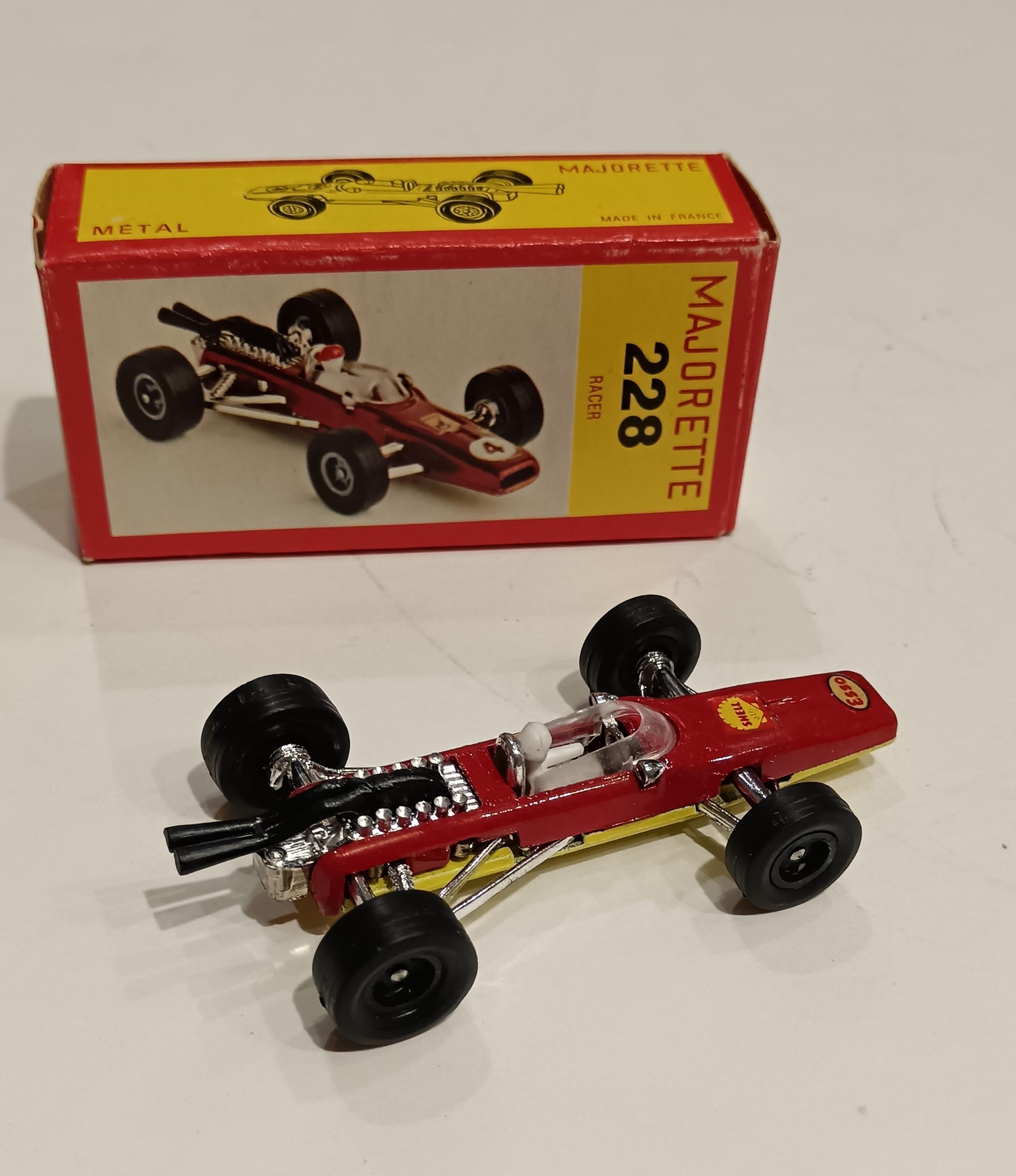 Shell - Esso F1 Majorette