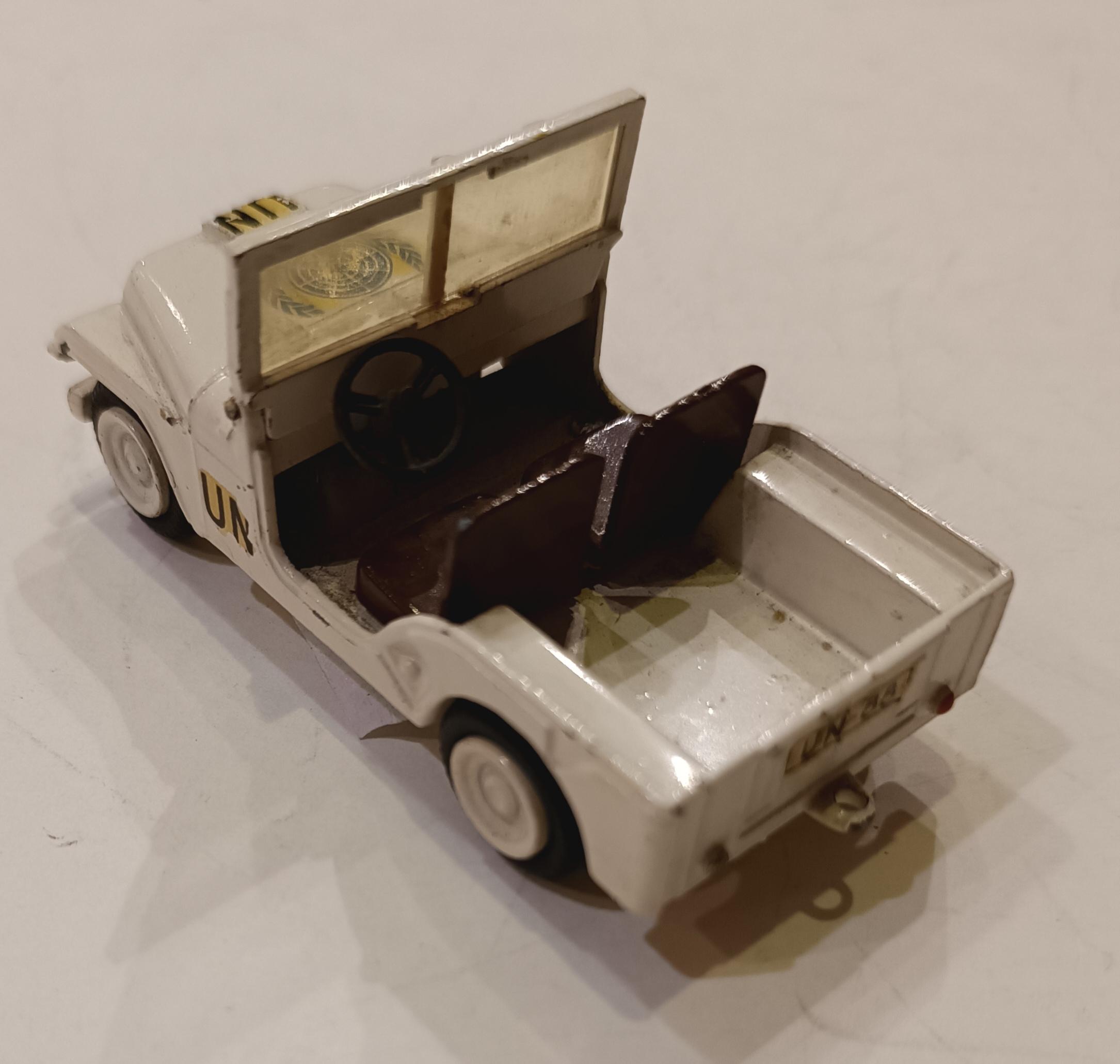 Willys jeep UN Tekno 1/43