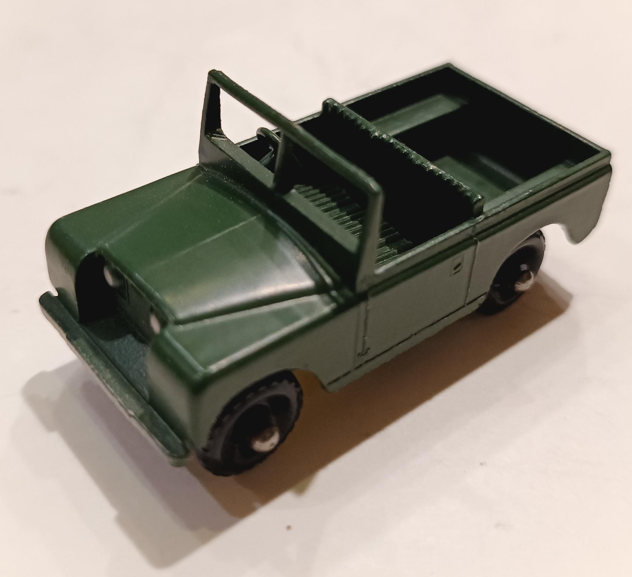 LAND ROVER SERIES II MATCHBOX 1/64