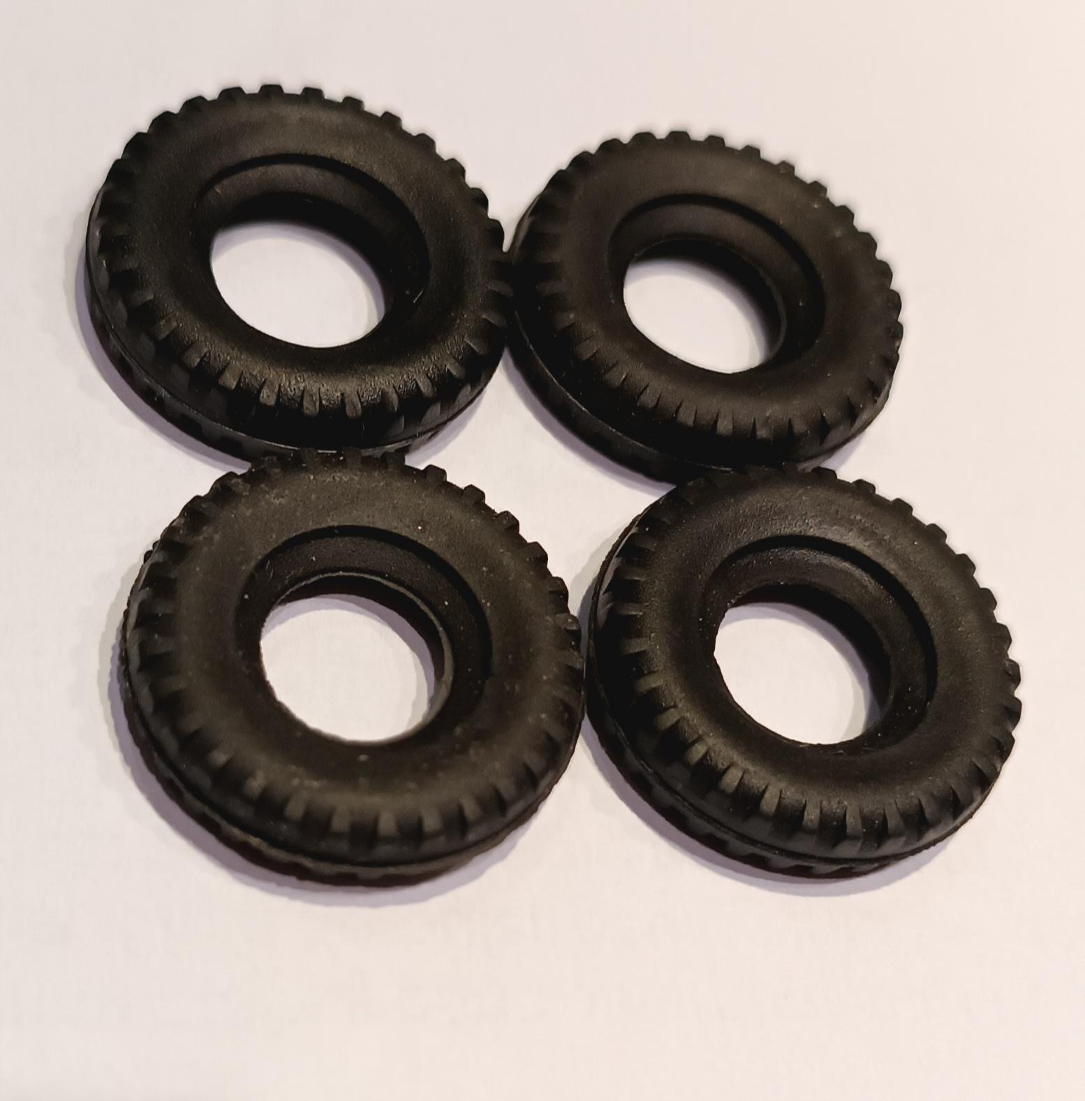 Pneus (x4) Unic