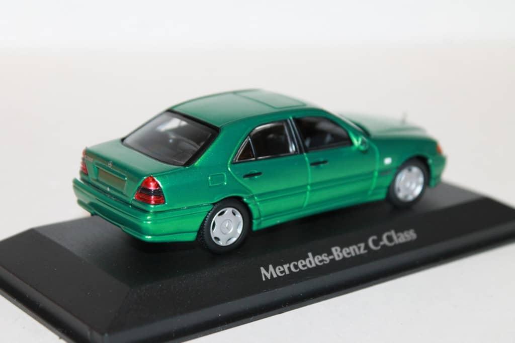 MERCEDES-BENZ C-CLASS VERT 1997 MAXICHAMPS 1/43°
