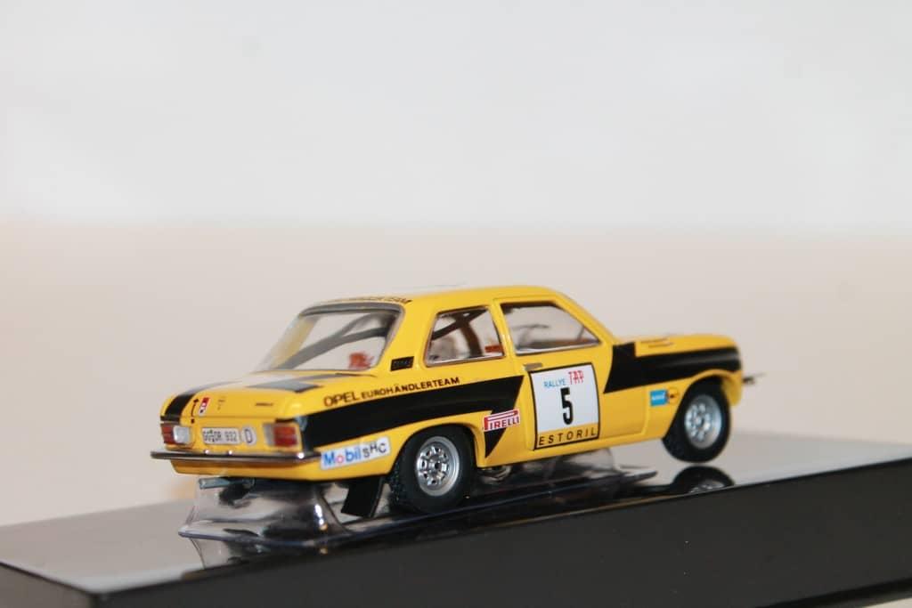 OPEL ASCONA A N°5 ROHRL & BERGER RALLY PORTUGAL 1974 IXO 1/43°