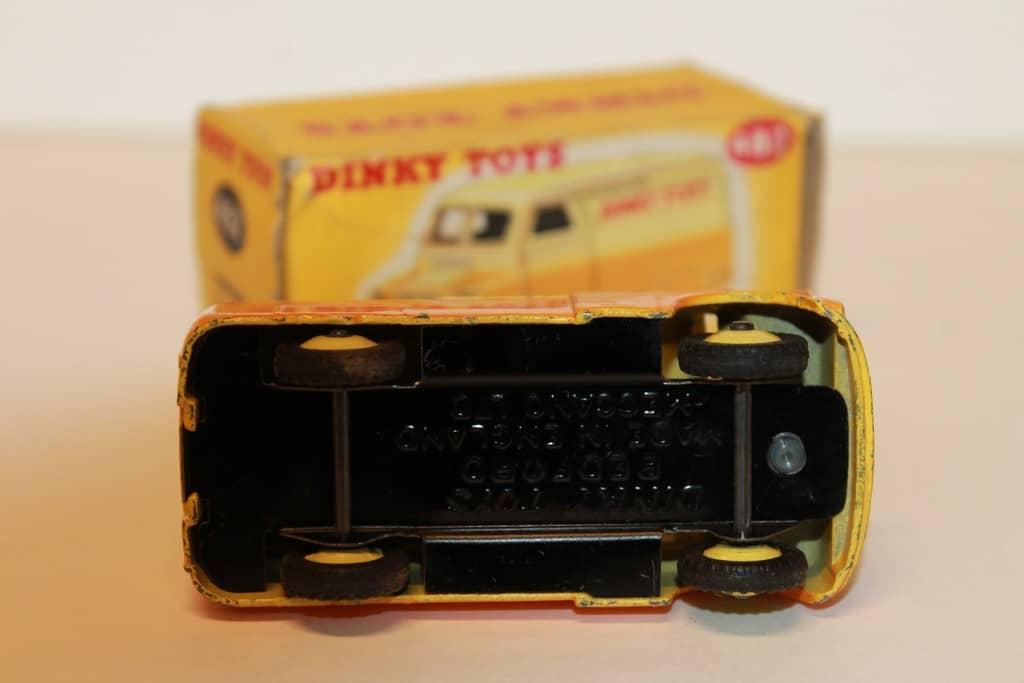BEDFORD 10 VAN 1955 DINKY TOYS 1/43°