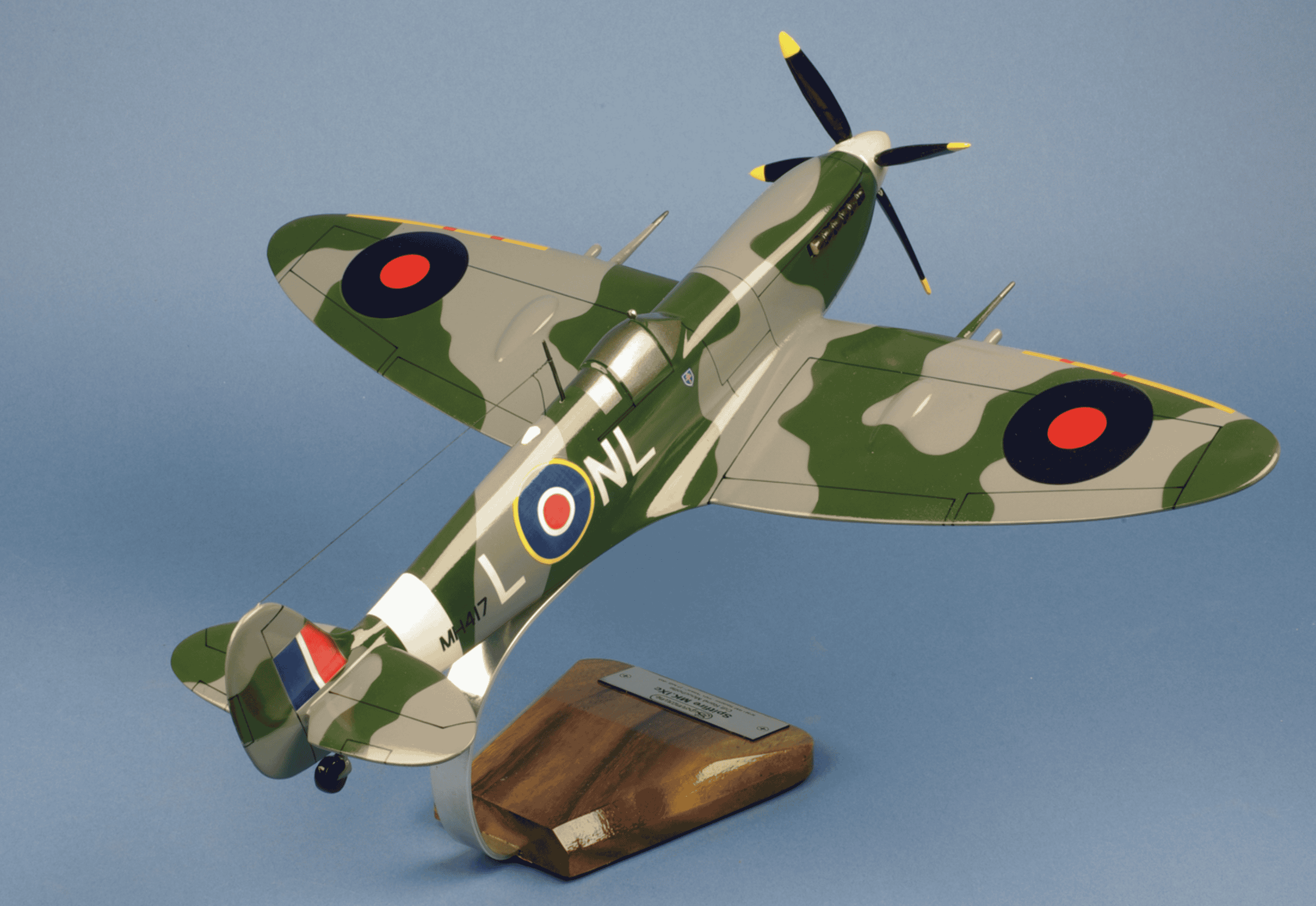 Spitfire MK.IX Sqn341/GCIII/2 Alsace FAFL “René Mouchotte” Pilot's 1/24