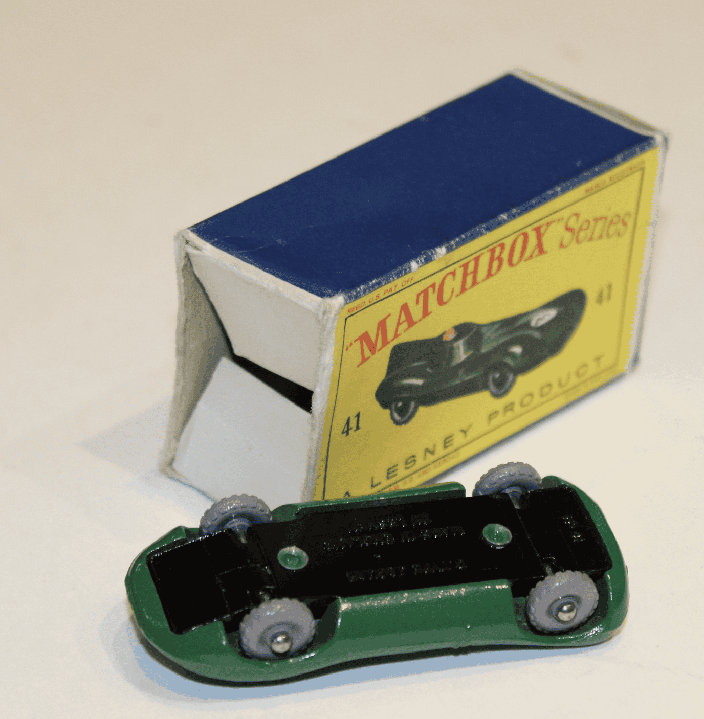 JAGUAR RACING CAR #41 MATCHBOX 1/64
