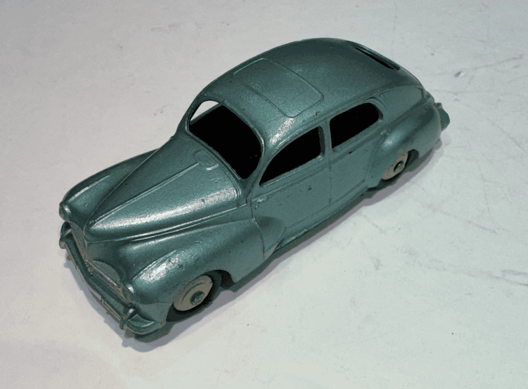 PEUGEOT 203 DINKY TOYS 1/43