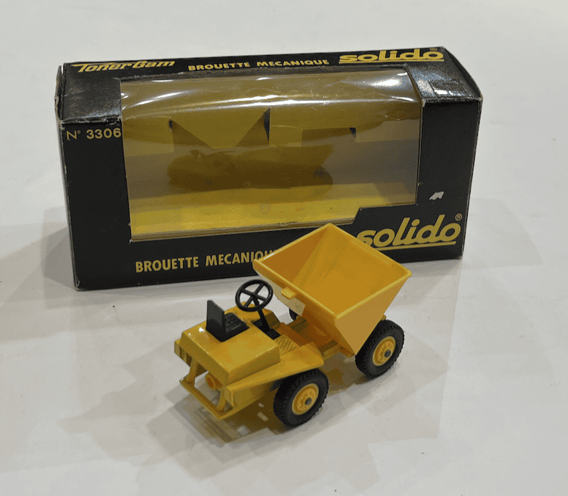 BROUETTE MECANIQUE SOLIDO 1/43