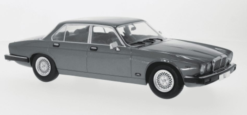 JAGUAR XJ MODEL CAR 1/18