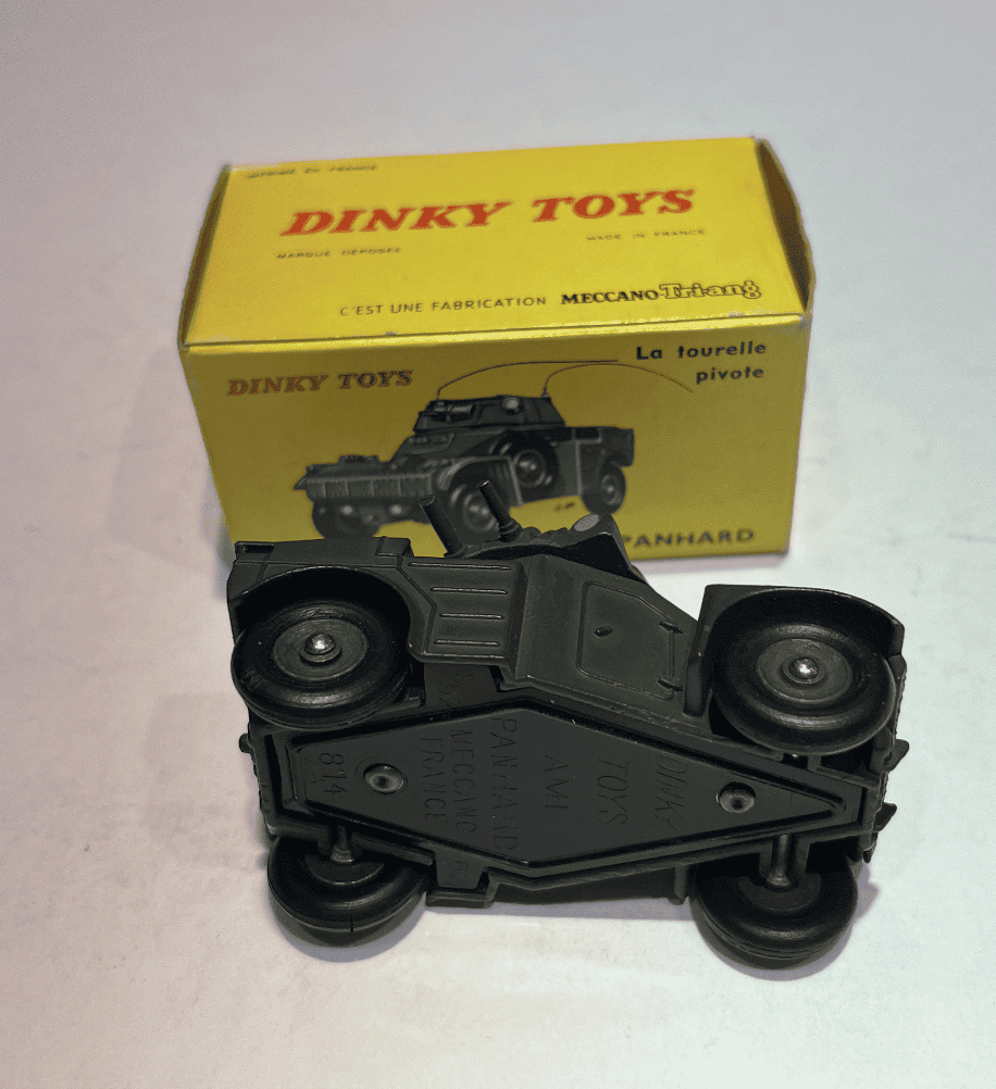 PANHARD AUTO-MITRAILLEUSE LEGÈRE DINKY 1/43
