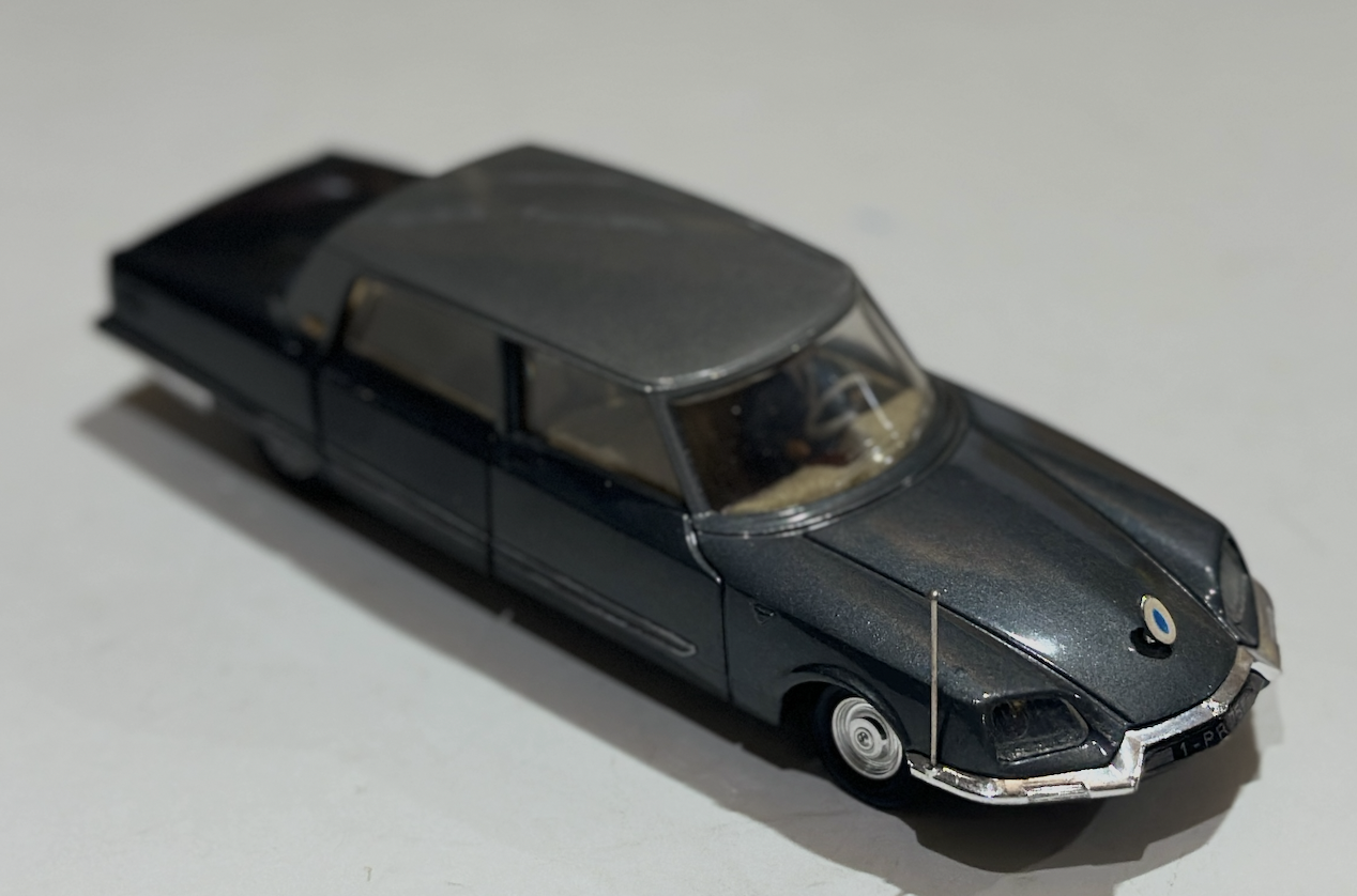 CITROEN DS PRESIDENTIELLE DINKY TOYS 1/43