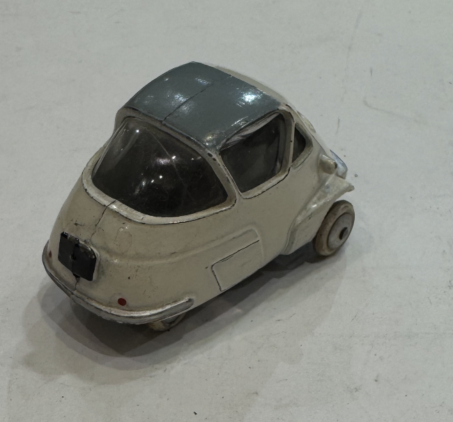 BMW ISETTA VELAM QUIRALU 1/43