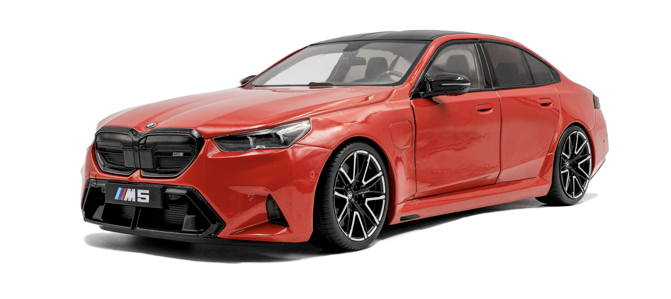BMW M5 G90 ROUGE SOLIDO 1/18