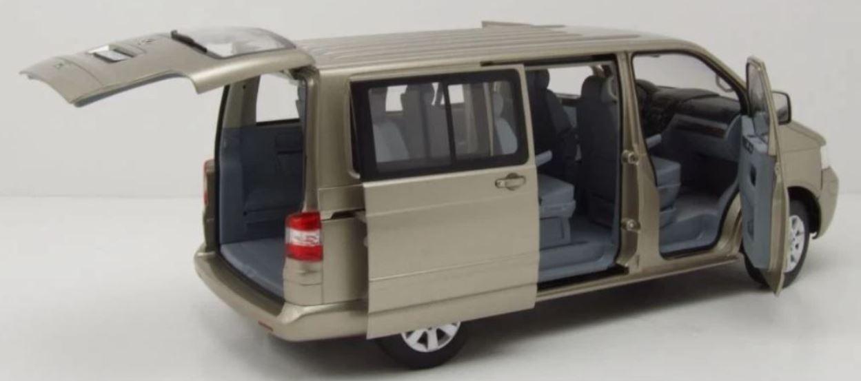 VW Multivan 2003 Beige Wheat métallisé NOREV 1/18