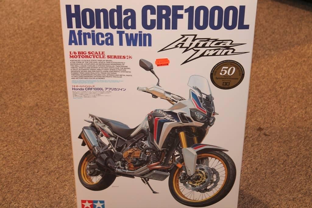 HONDA CRF1000 AFRICA TWIN TAMIYA 1/6°