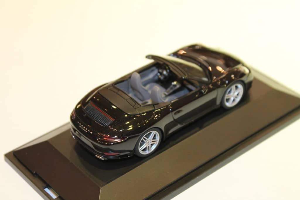 PORSCHE 911 CARRERA CAB NOIR HERPA 1/43°