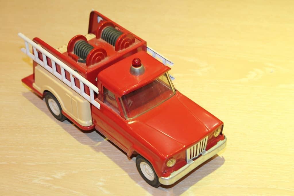 JEEP KAYSER PICK UP POMPIER TONKA 1/24°