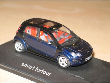 SMART FORFOUR SCHUC0 1/43°