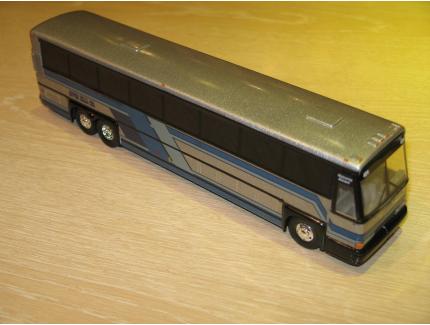 MCI 102 DL3 AUTOCAR CORGI 1/50°